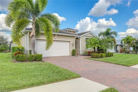 14584 Topsail Dr, Naples, FL 34114