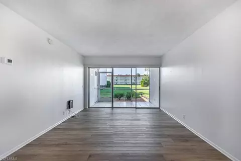 1724 Pine Valley Dr #101, Fort Myers, FL 33907