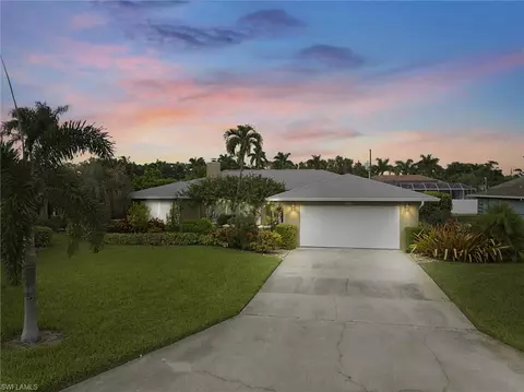 3684 Bailes St, Bonita Springs, FL 34134