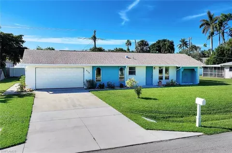 826 103rd Ave N, Naples, FL 34108