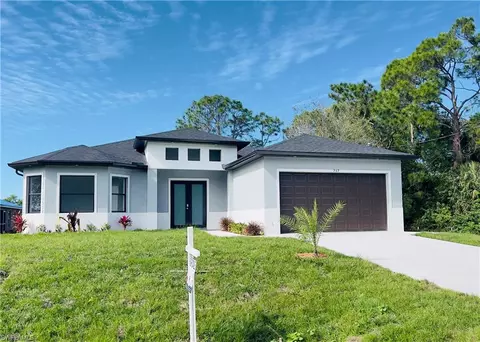 717 Long Distance Ln, Lehigh Acres, FL 33974