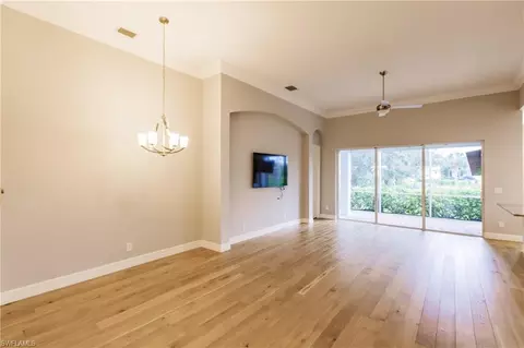 389 Harvard Ct, Naples, FL 34104 photo 6