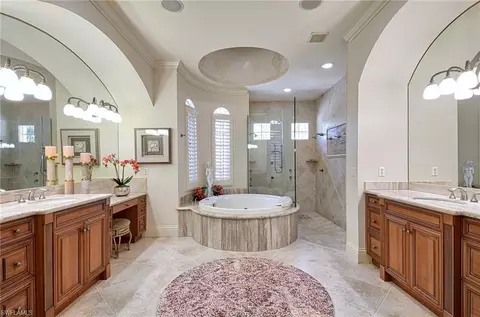 Bath - 2906 Leonardo Ave, Naples, FL 34119 photo 1 of 5