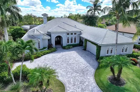 Exterior - 2906 Leonardo Ave, Naples, FL 34119 photo 2 of 13