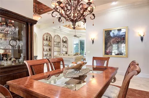 Dining - 2906 Leonardo Ave, Naples, FL 34119 photo 3 of 5