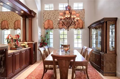 Dining - 2906 Leonardo Ave, Naples, FL 34119 photo 2 of 5