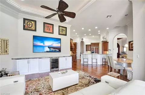Living - 2906 Leonardo Ave, Naples, FL 34119 photo 5 of 7