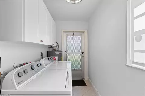 2096 Alamanda Dr #102, Naples, FL 34102 photo 17