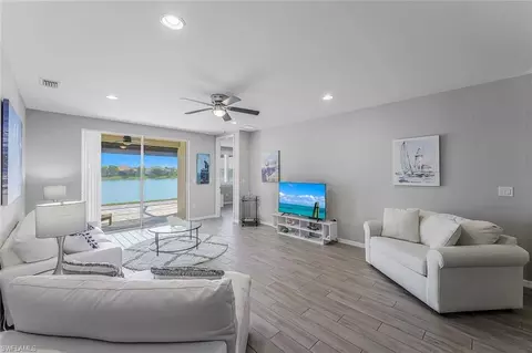 14908 Edgewater Cir, Naples, FL 34114 photo 4