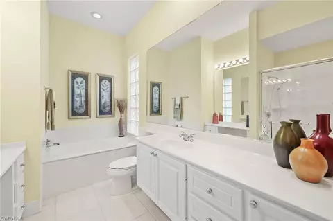 Bath - 7024 Leopardi Ct, Naples, FL 34114 photo 2 of 4