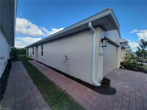995 Enbrook Loop, Naples, FL 34114 photo 2