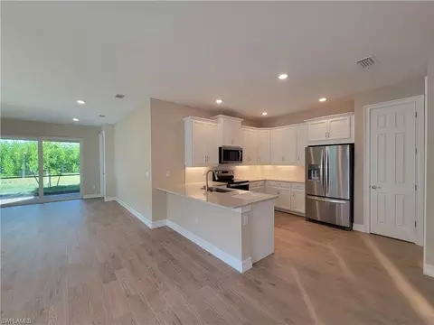995 Enbrook Loop, Naples, FL 34114 photo 6