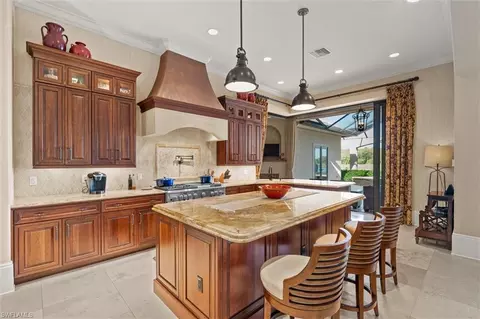 11935 Hedgestone Ct, Naples, FL 34120 photo 12