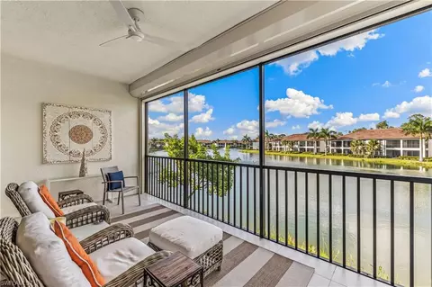 15141 Palmer Lake Cir #202, Naples, FL 34109