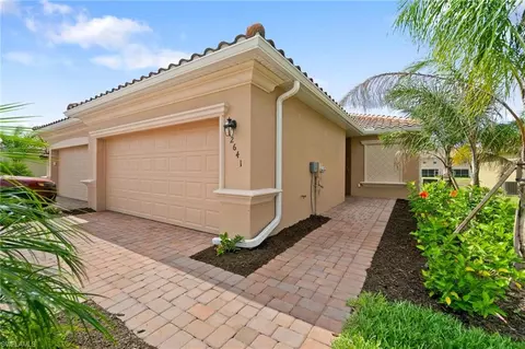 2641 Vine Ave, Naples, FL 34120