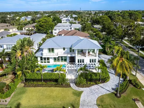 View/Area - 783 11th Ave S, Naples, FL 34102 photo 1 of 3