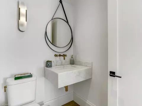 Bath - 783 11th Ave S, Naples, FL 34102 photo 2 of 6