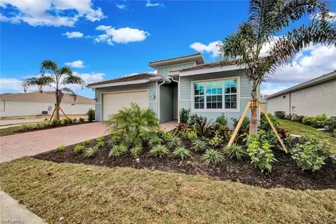 515 Polihale Way, Naples, FL 34114