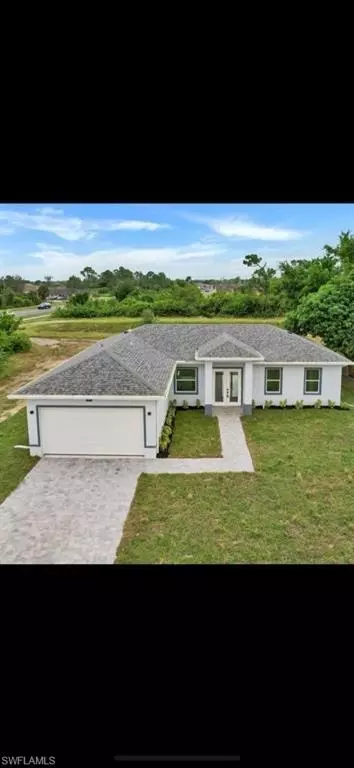 1103 Gifford Ave S, Lehigh Acres, FL 33936