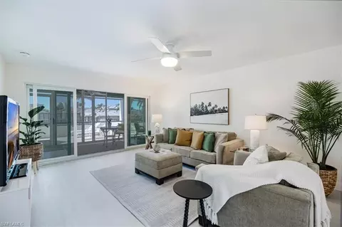 4200 Belair Ln #209, Naples, FL 34103