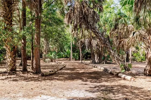 3090 Round Table Ct, Naples, FL 34112 photo 26