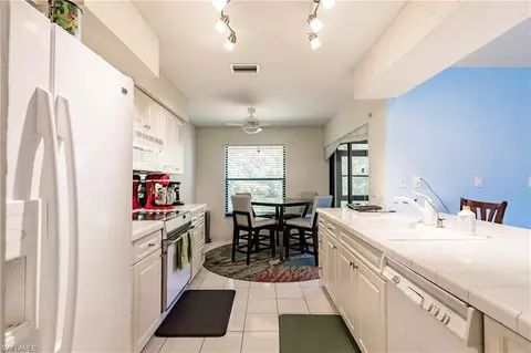 3090 Round Table Ct, Naples, FL 34112 photo 7