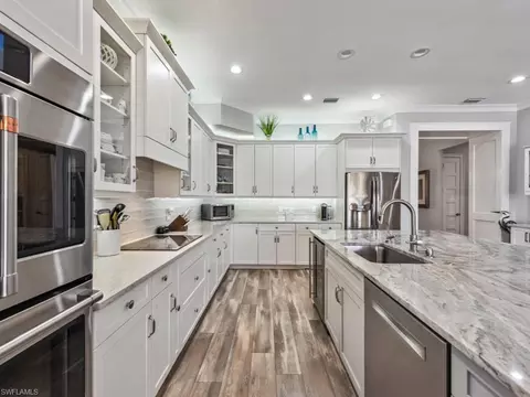 6459 Warwick Ave, Naples, FL 34113 photo 7