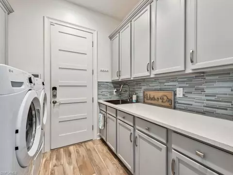 6459 Warwick Ave, Naples, FL 34113 photo 31