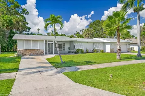 3770 Deleon St, Fort Myers, FL 33901