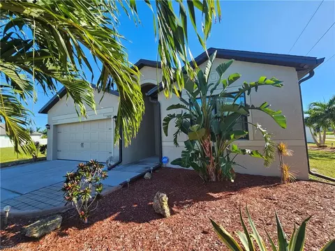 1922 SW 26th Ter, Cape Coral, FL 33914
