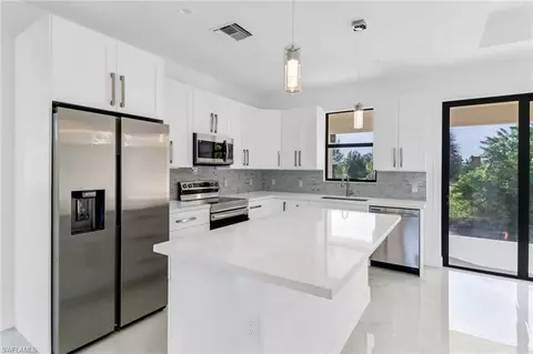 3640 68th Ave NE, Naples, FL 34120 photo 9