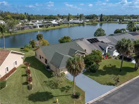 1404 Monarch Cir, Naples, FL 34116