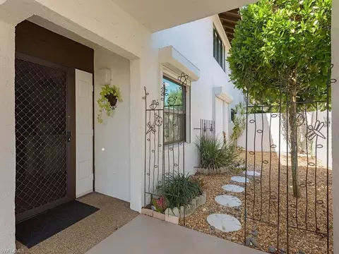 4092 Belair Ln #5, Naples, FL 34103