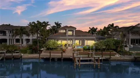 360 Devils Bight, Naples, FL 34103 photo 2