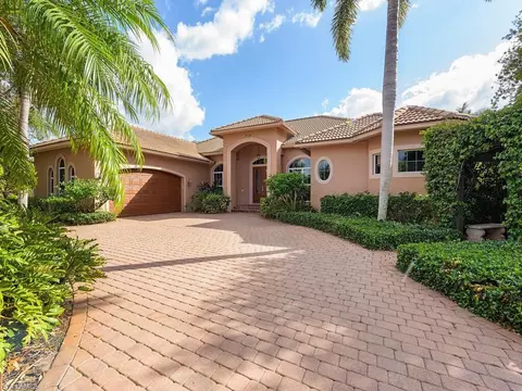9729 Wilshire Lakes Blvd, Naples, FL 34109