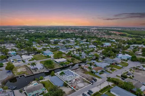 2800 Shoreview Dr, Naples, FL 34112 photo 2
