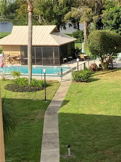 95 Saint Andrews Blvd #B-211, Naples, FL 34113