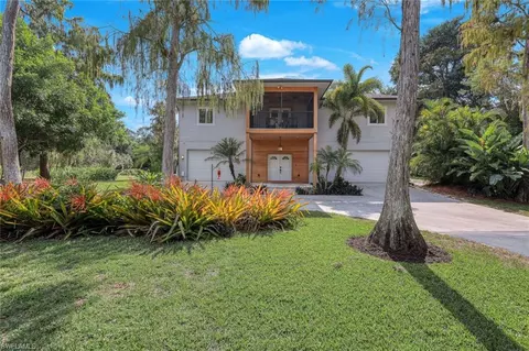 Exterior - 6036 Cedar Tree Ln, Naples, FL 34116 photo 4 of 16