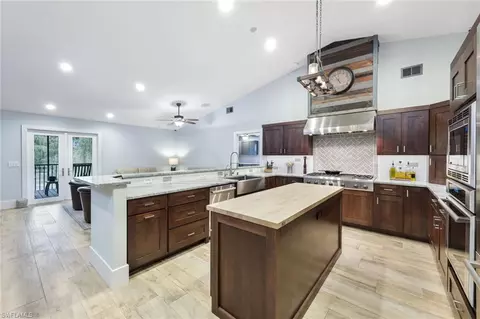 6036 Cedar Tree Ln, Naples, FL 34116