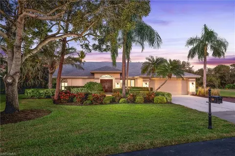 28410 Winthrop Cir, Bonita Springs, FL 34134