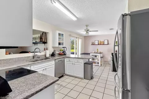 4504 Ida Ct, Labelle, FL 33935 photo 8
