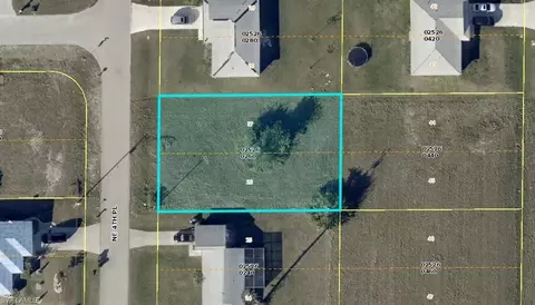 2205 NE 4th Pl, Cape Coral, FL 33909