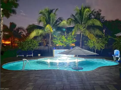 2463 River Reach Dr, Naples, FL 34104