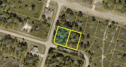 953 Maddock St E, Lehigh Acres, FL 33974 photo 5