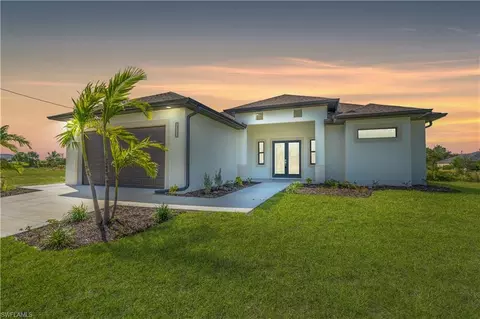 1710 NE 13th Pl, Cape Coral, FL 33909