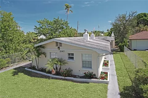 2147 Washington Ave, Naples, FL 34112