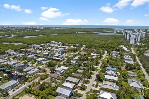 762 Park Ave, Naples, FL 34110 photo 36