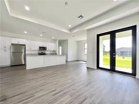 2820 11th St W, Lehigh Acres, FL 33971