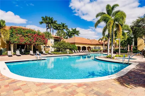 8950 Colonnades Ct E #818, Bonita Springs, FL 34135
