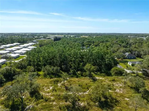E Seminole Ave, Labelle, FL 33935 photo 2